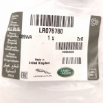 LR076780 (J9C1236) Aušinimo sistemos jungtis (Discovery Sport, Evoque, Jaguar E-Pace) (2.0L Dyzelis) LR076780 (J9C1236) Aušinimo sistemos jungtis (Discovery Sport, Evoque, Jaguar E-Pace) (2.0L Dyzelis)