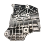 LR126450 (J9C19665) Priekinio pusašio kronšteinas (Discovery Sport, RR Evoque, Jaguar E-Pace)(2019-)
